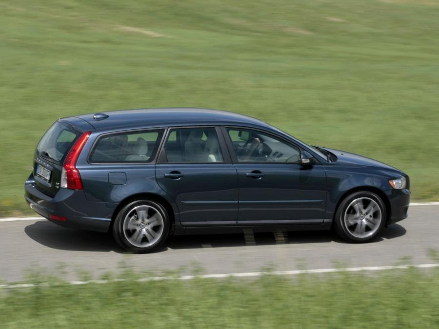  Volvo V50 Polar 2009 года  (фото 6 из 7)